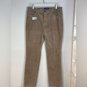 Talbots 10p high waisted straight leg 16”w 11”rise. 28” inseam. Preowned